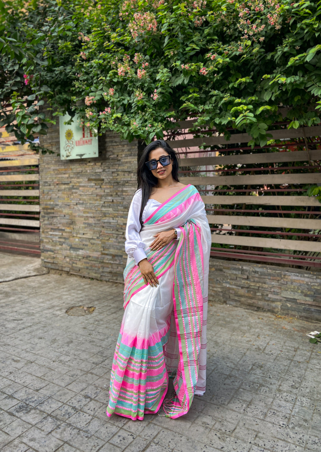 Pastel Shade Begumpuri Saree with Woven Border Detailing