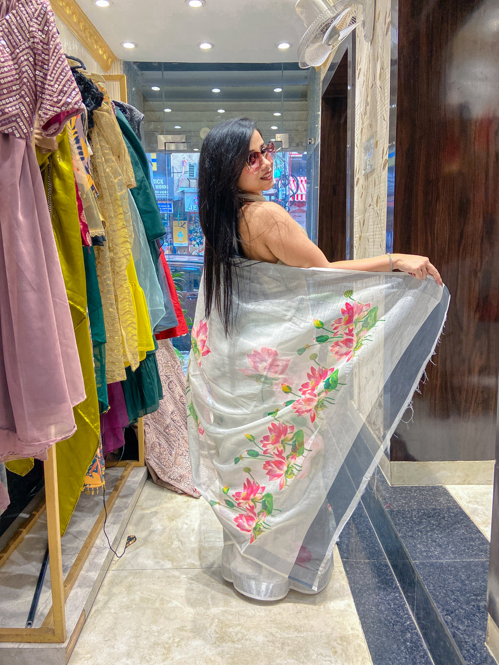 Digital Kamal Printed Linen Saree with Zari Border Detailing