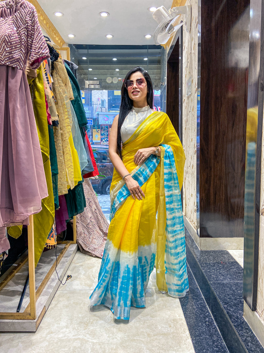 Exclusive Stylish Daily-Wear Cotton Linen Printed Saree