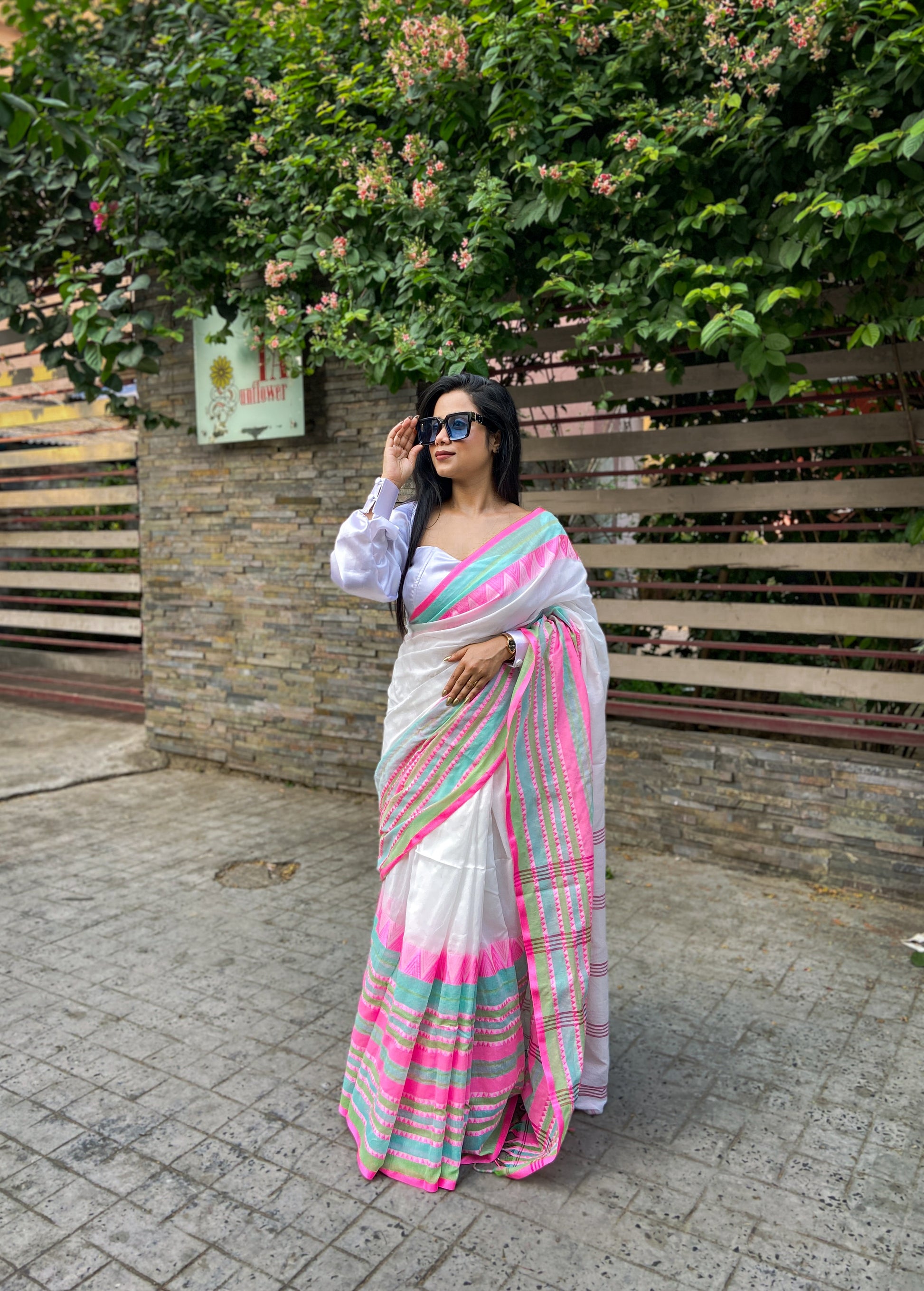 Pastel Shade Begumpuri Saree with Woven Border Detailing