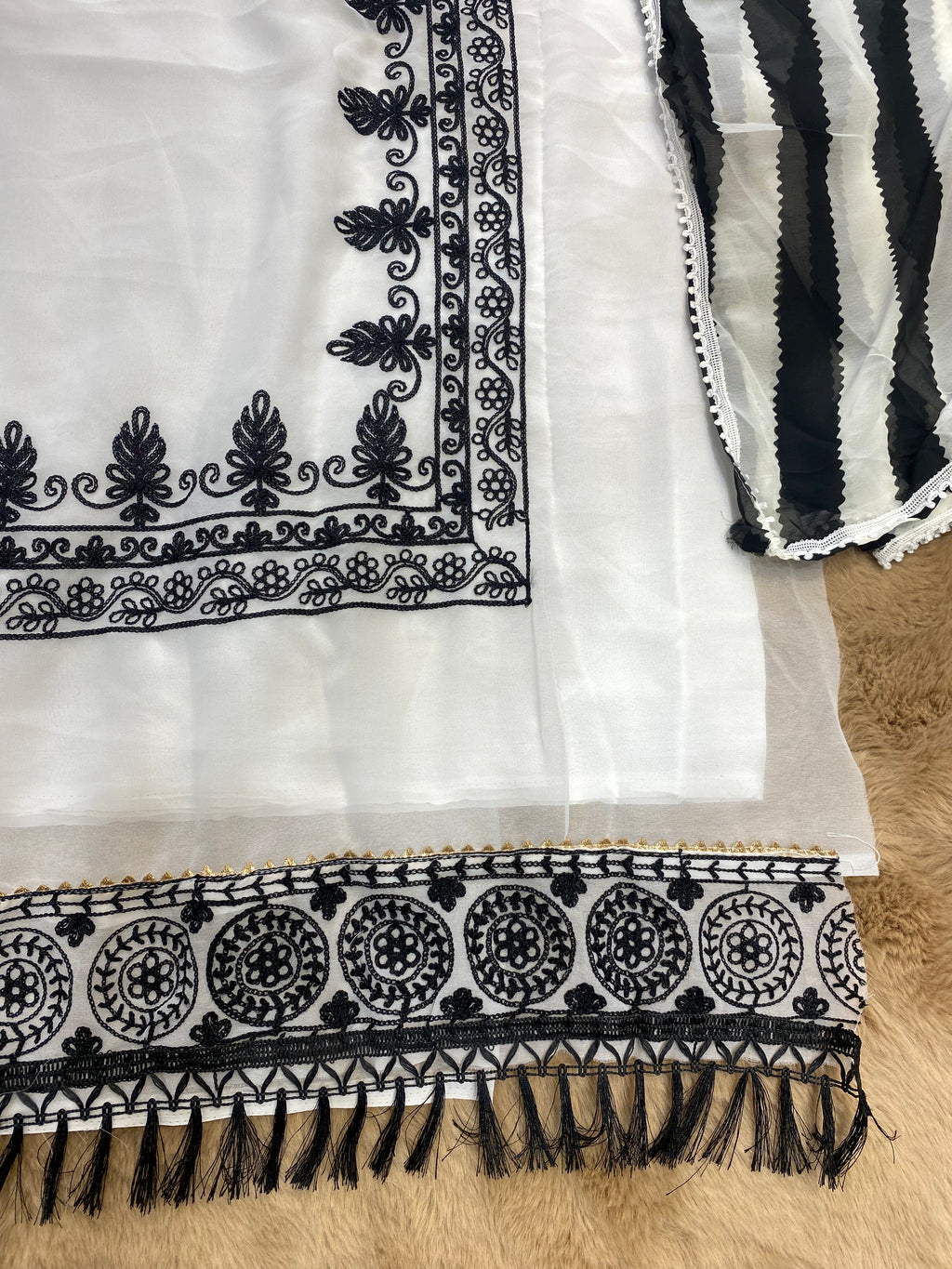 Pakistani unstitched suit set
