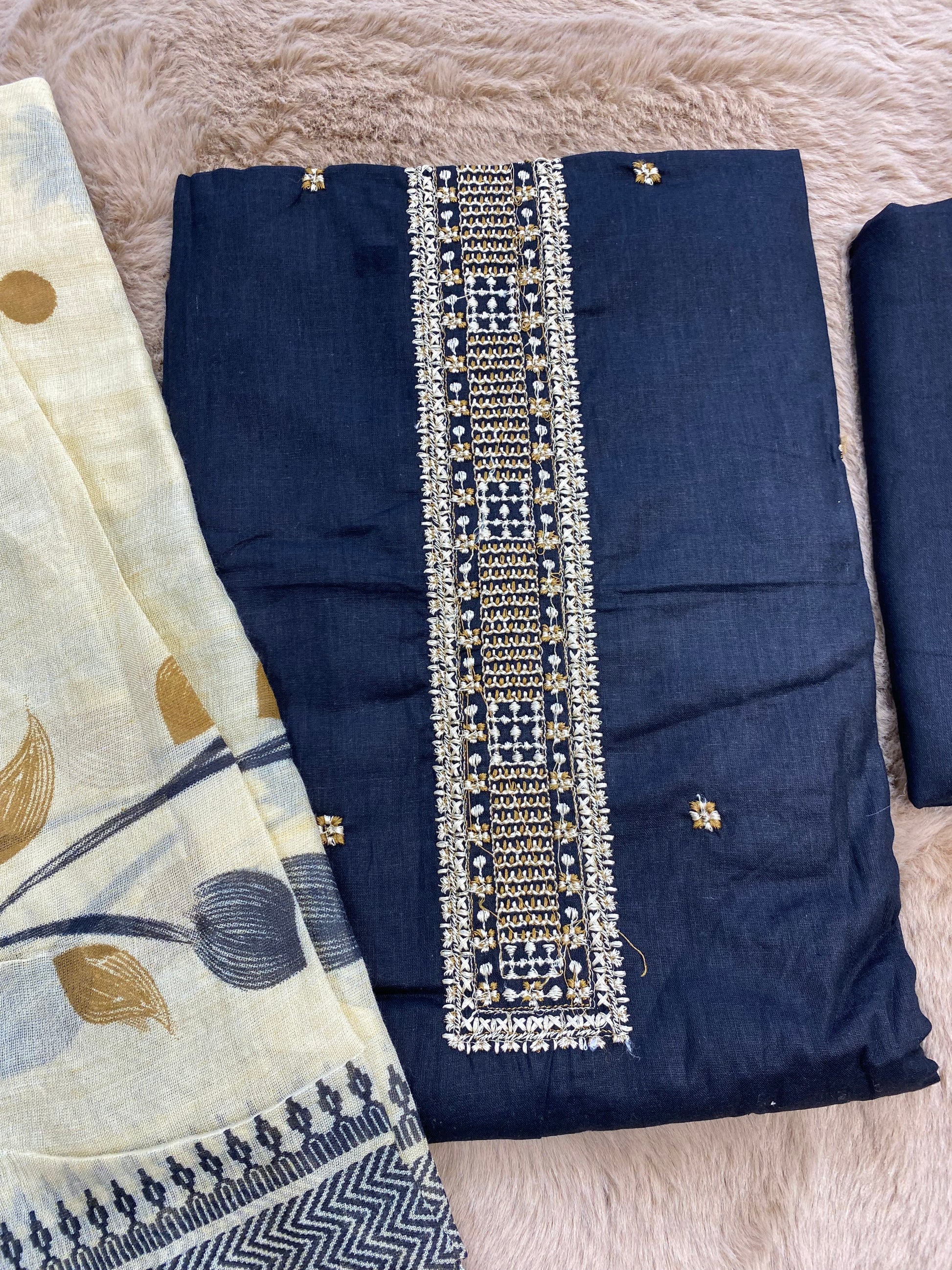 Black beauty unstitched suit set