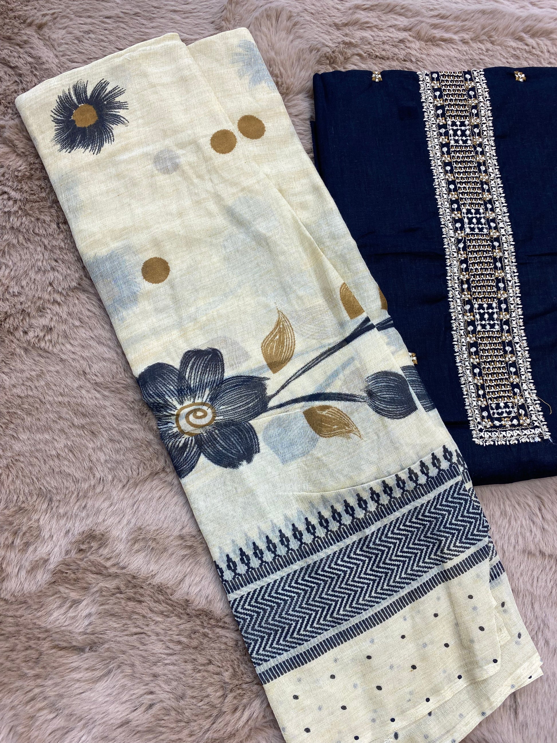Black beauty unstitched suit set