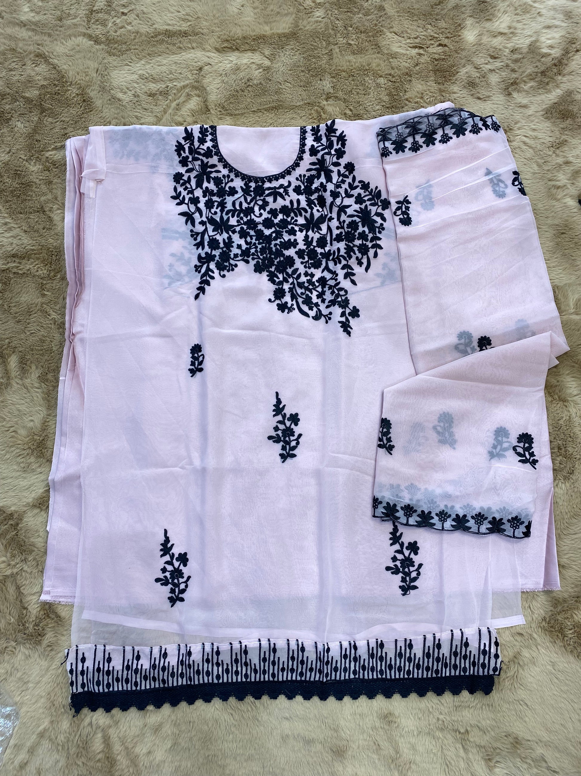 Baby pink pakistani unstitched suit set