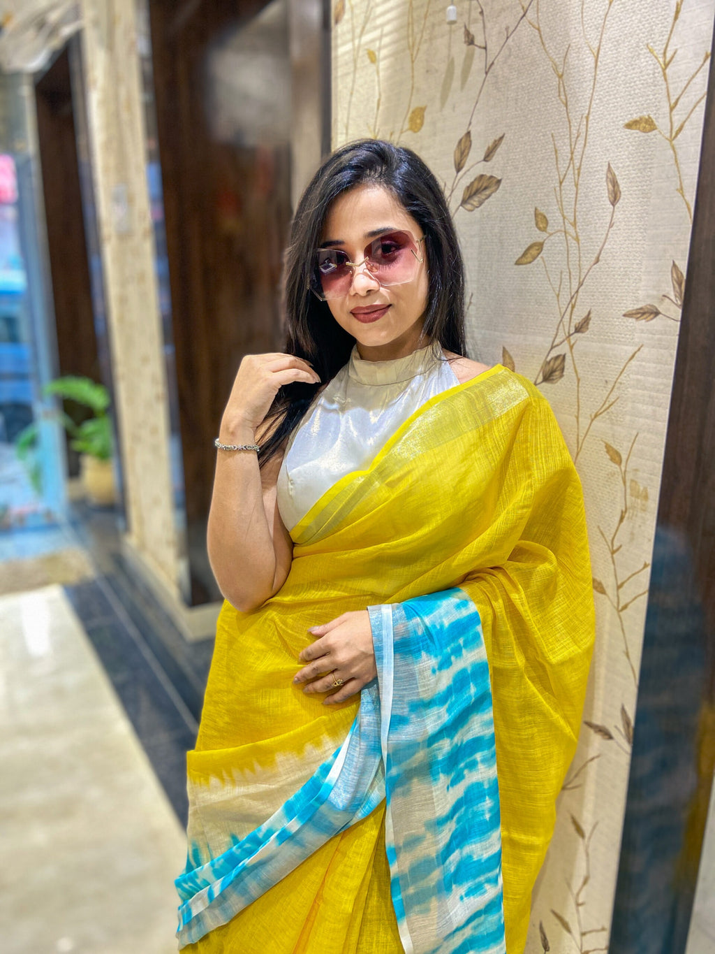 Exclusive Stylish Daily-Wear Cotton Linen Printed Saree image 1