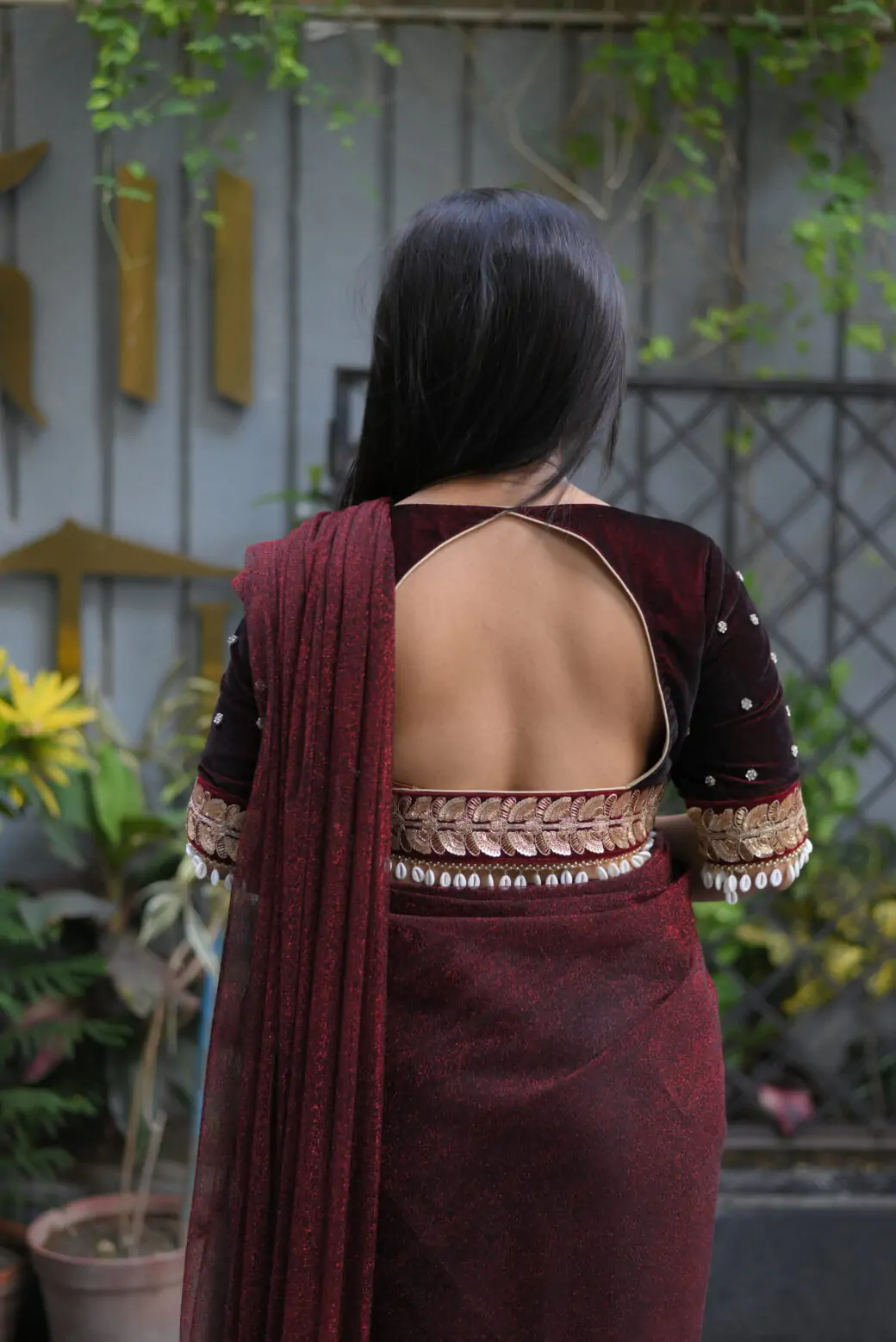 Velvet Blouse With Lycra Saree Set - Image 2