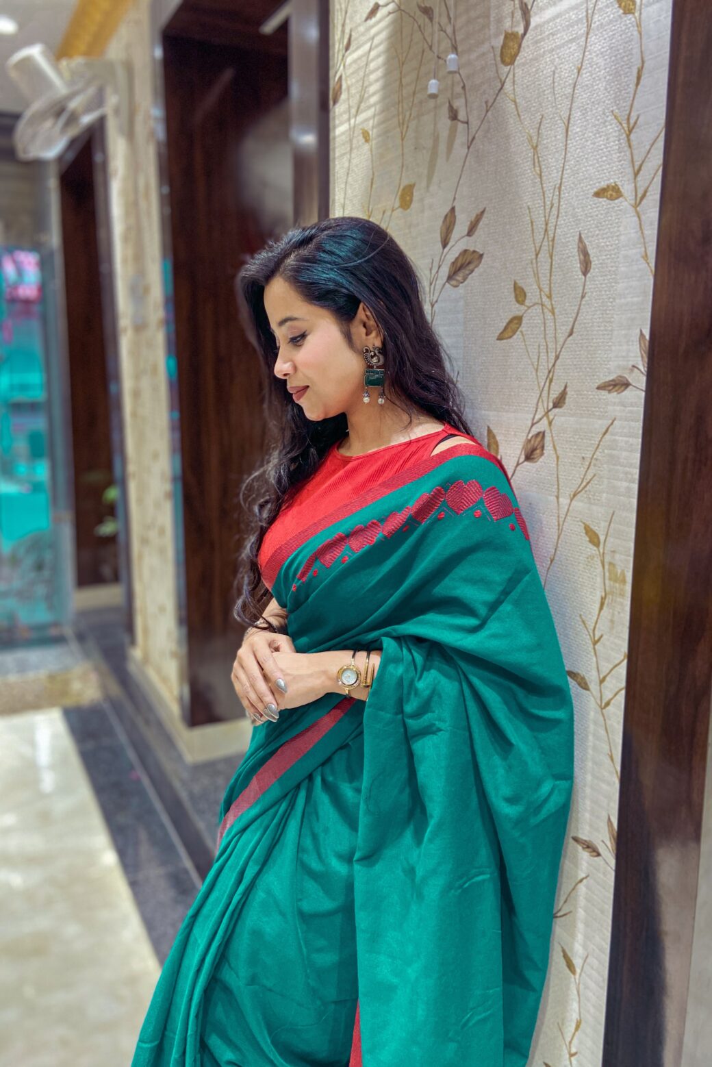 Exclusive Daily-Wear Handloom Khadi Cotton Saree - Image 3