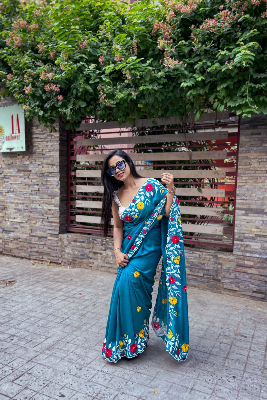 Exclusive Blooming Floral Soft Silk Saree - Image 5